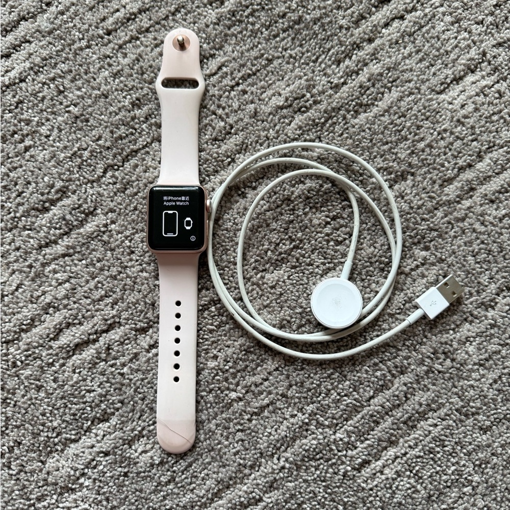 Apple Smartwatch Generation 3 GPS + LTE Rose Gold aluminum case